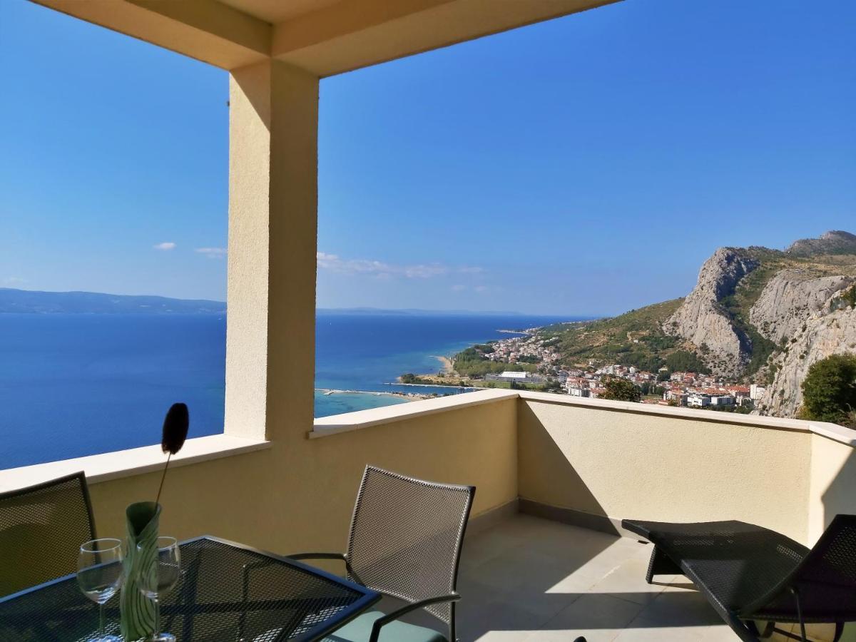 Apartments Borak Omiš Esterno foto